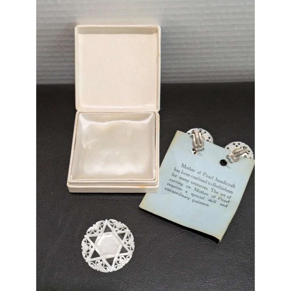 Vtg STAR OF DAVID MOTHER OF PEARL BROOCH Earring Set Ergo Handcarved